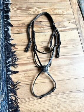 NWOT Figure Eight Bridle with Fancy White Stitching size cob